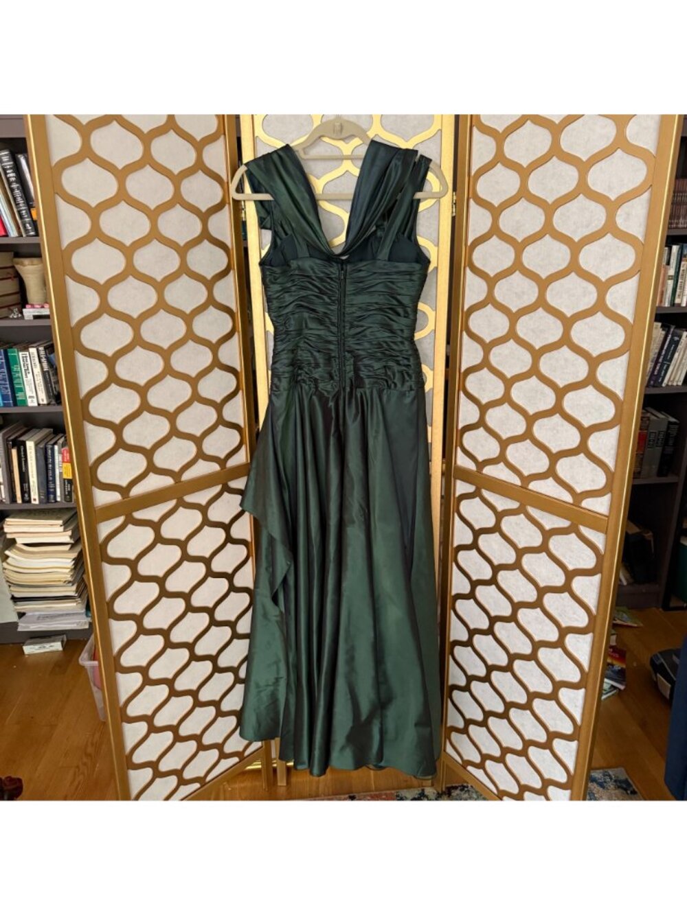 Rickie Freeman Teri Jon Size 6 Green Silk Sleeveless Pleated Ruched Maxi Gown - Picture 6 of 16